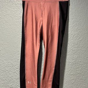 Under Armour Small Pink (Mauve) & Black Capri Pants
